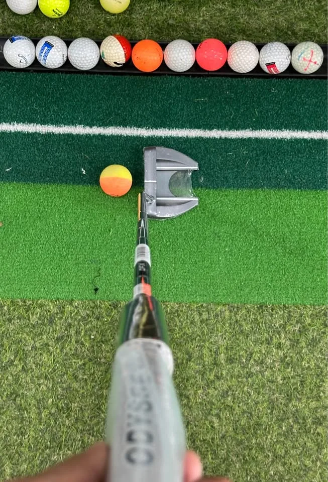 Putter ODYSSEY DFX V-LINE FANG