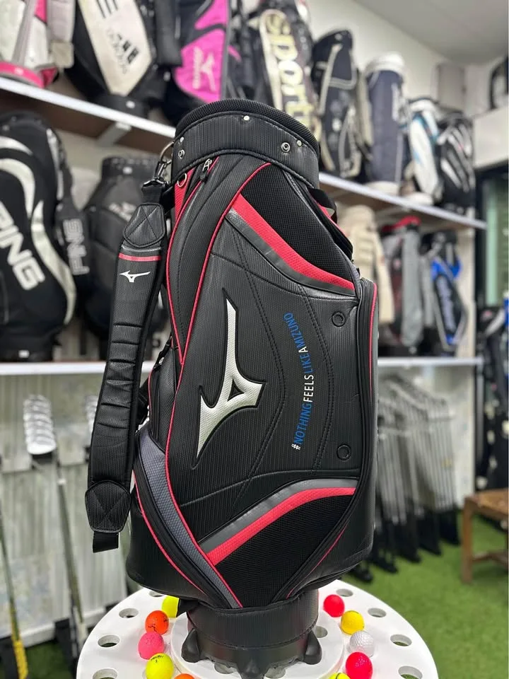 🔥🔥2,800 ฿🔥🔥น้ำหนักเบามากก👍 ⛳️ขายถุงกอล์ฟ MIZUNO 👉สภาพดีมากเหมือนใหม่ ใครหาอยู่รีบเลยครับ😁